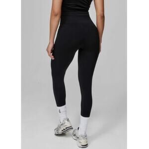 SEFI Women's Jet Black 7/8 Timeless Leggings Size S